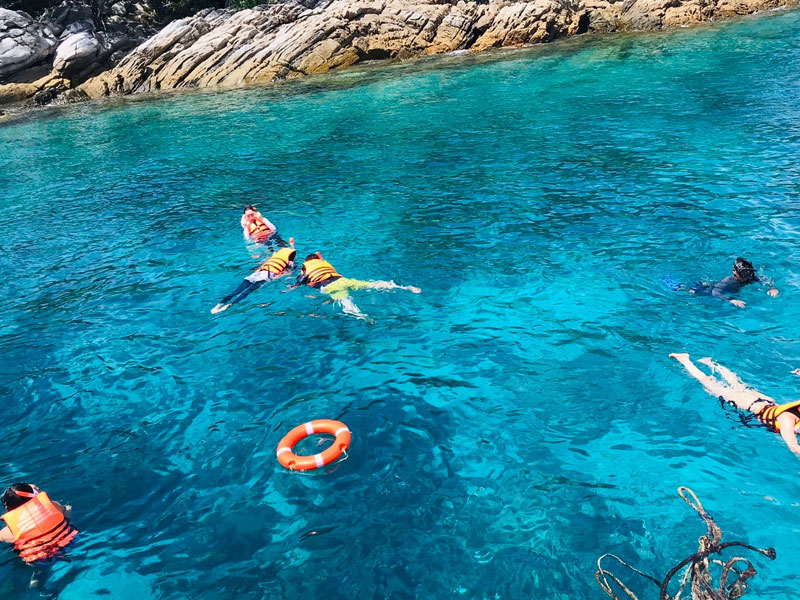 Private Phi Phi & Khai island